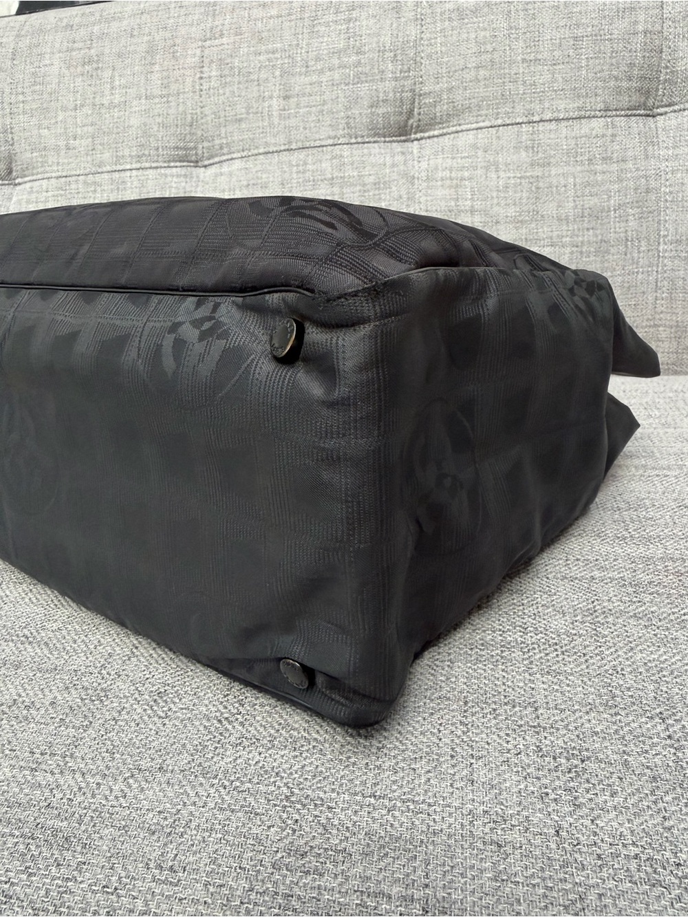 ✨CHANEL Black New Travel Line Tote Bag Authentic | Certificate of Authenticity - Picture 7 of 16